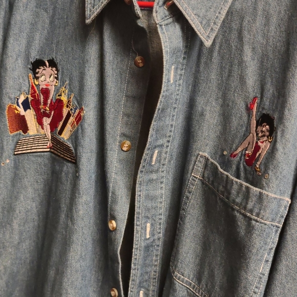 Long sleeve button up shirt - Picture 4 of 4